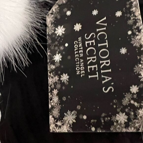 Victoria Secret winter angel hat collection  nwt - Picture 4 of 8